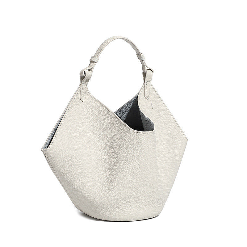 Hayesaura | Rodeo Kelly Large Calfskin Tote with Hardware Lock