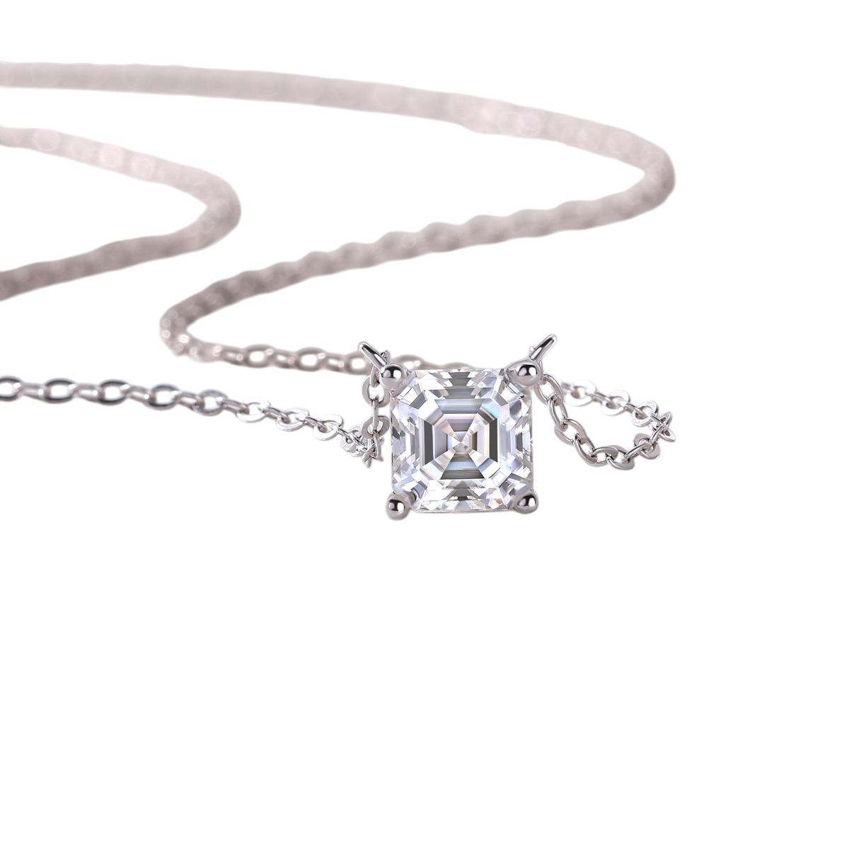 Hayesaura | High-Society 18K Plated Princess Cut Tassel Moissanite | Gala Night Statement Necklace