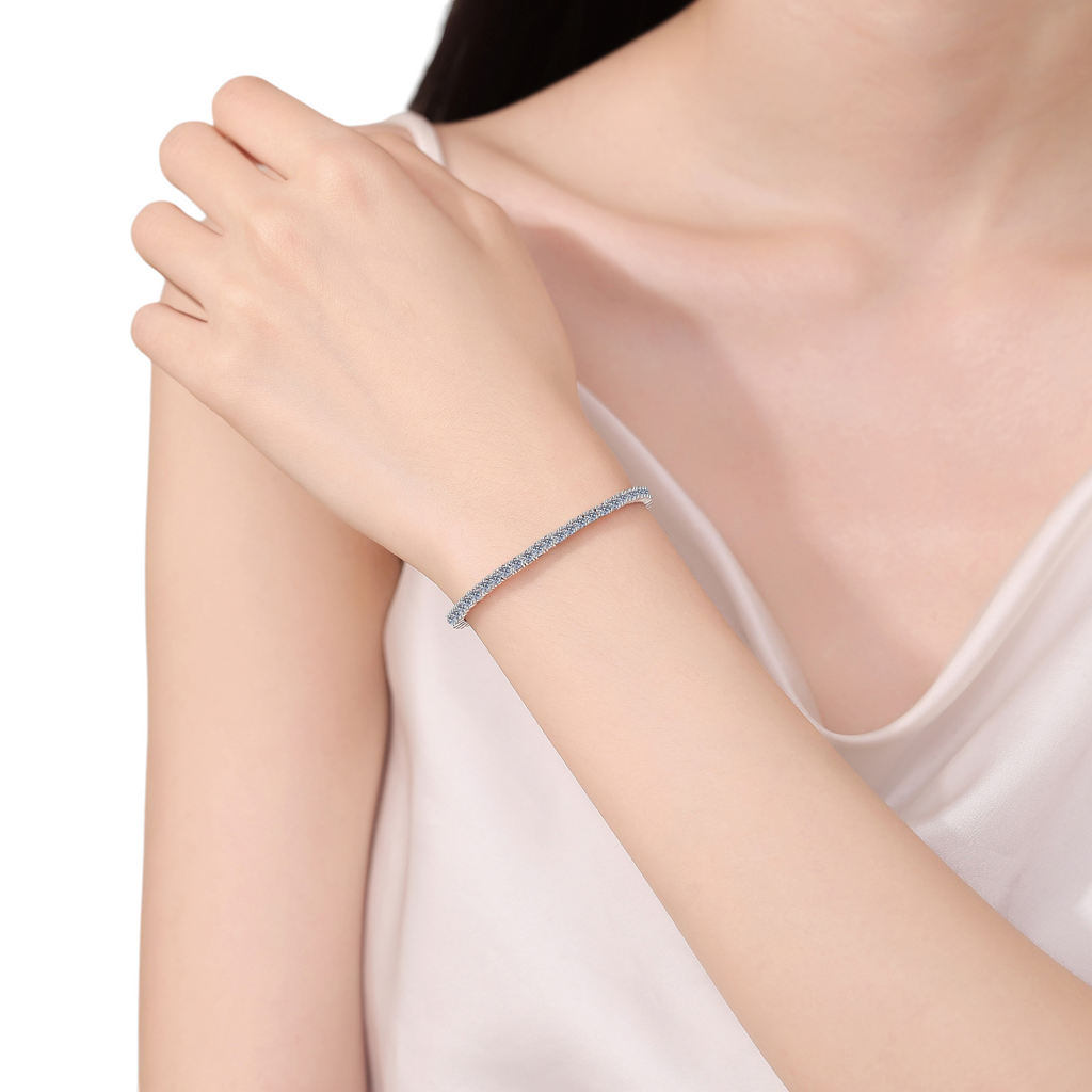 Hayesaura | Clean Fit Petite Minimalist Chain Tennis Moissanite Bracelet | Everyday Delicate Commute Gift