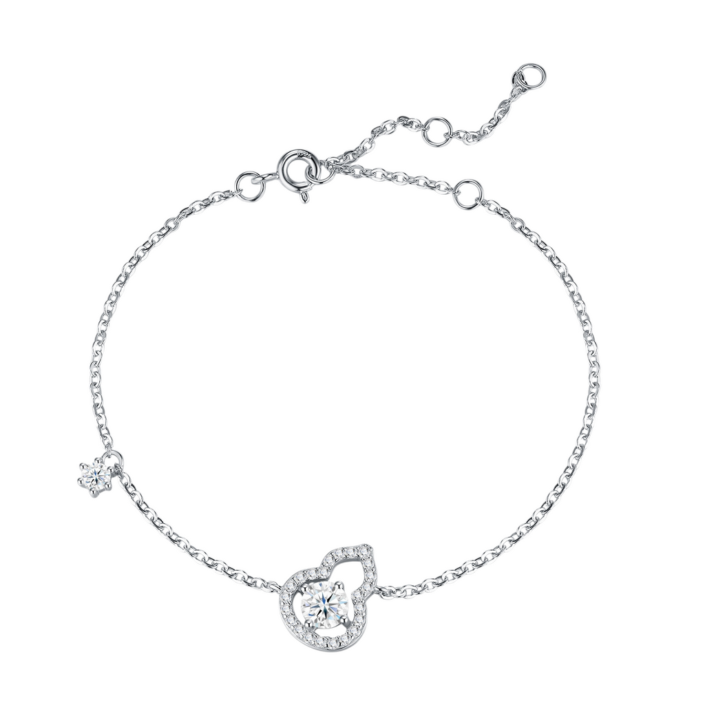 Hayesaura | Heritage 18K Plated Gourd & Heart Moissanite Bracelet | Modern Minimalist Daily Statement