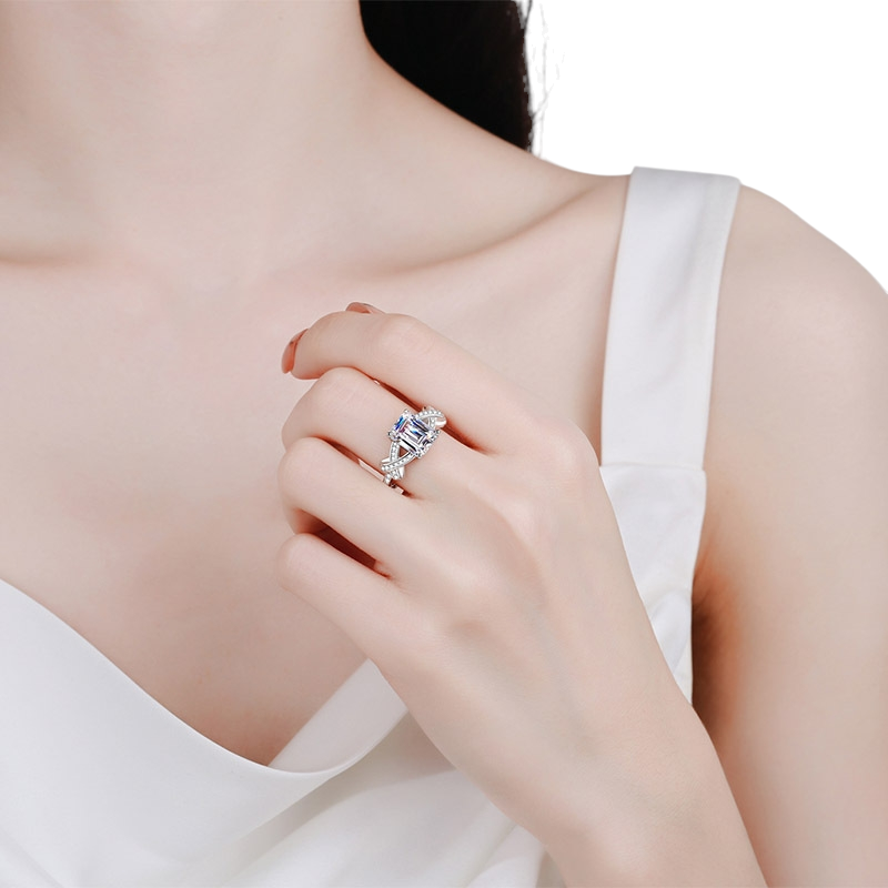 Hayesaura | Beveled Emerald Cut Three-Carat Moissanite Statement Ring