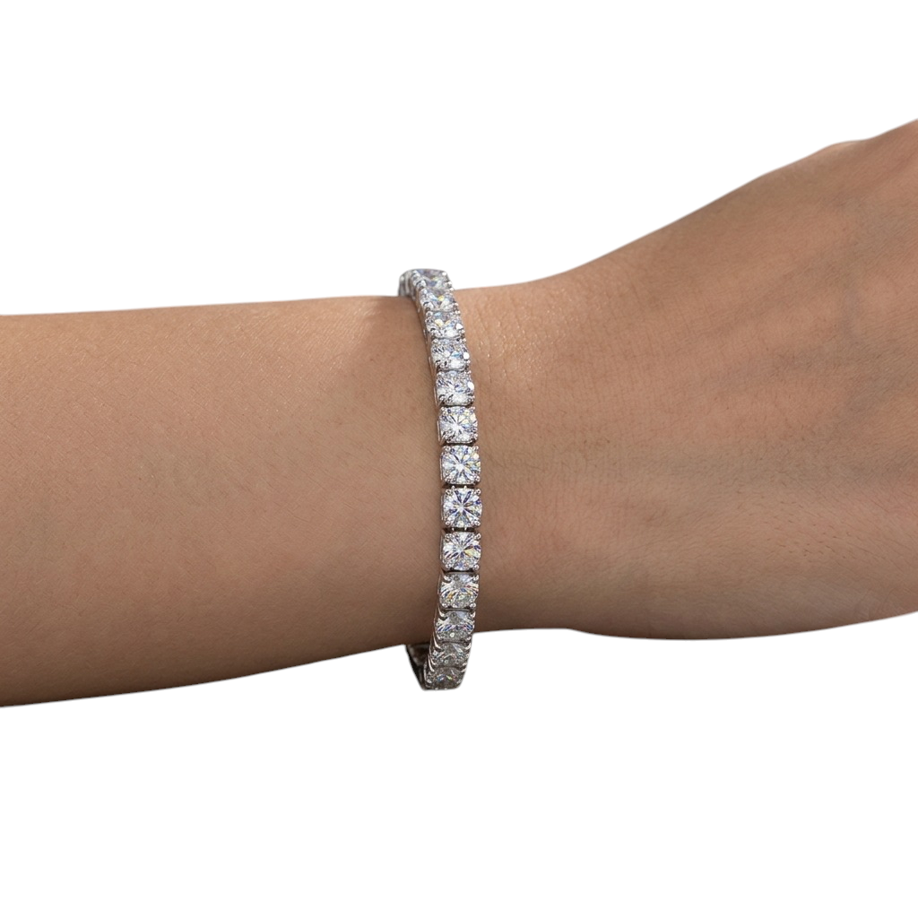 Hayesaura | Euro-Chic 18K Plated Pavé Tennis Bracelet | Full-Row High-Cold Luxury Bangle
