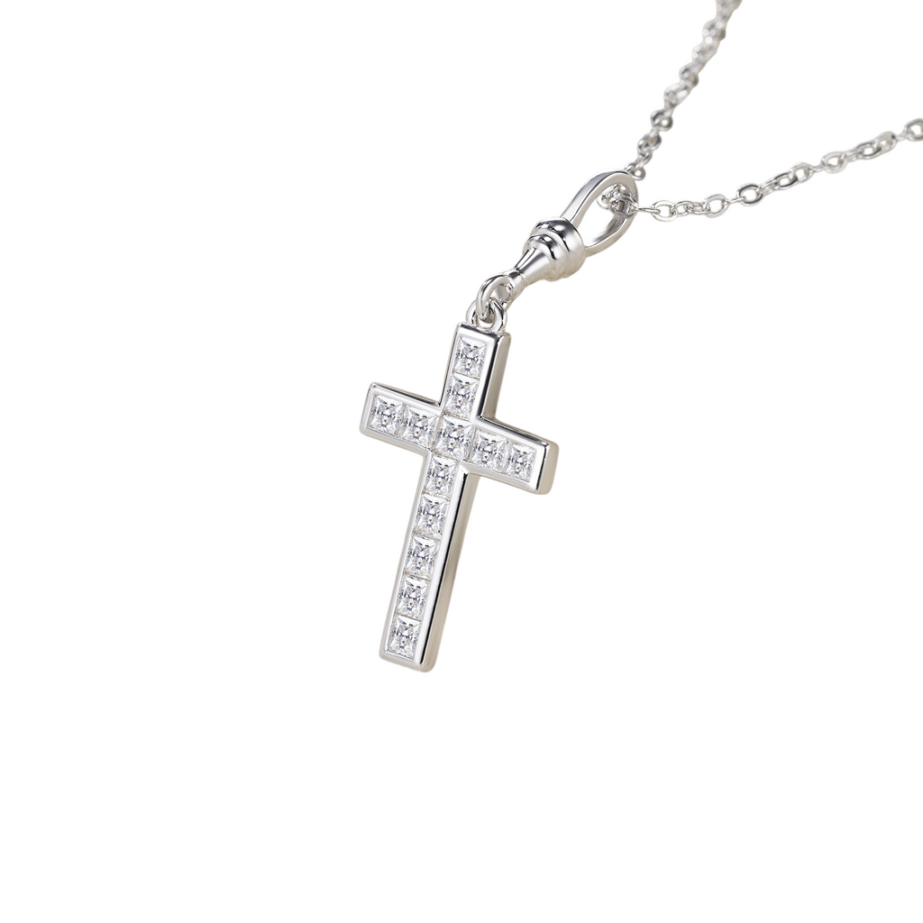 Hayesaura | Acubi Style 18K Plated Niche Cross Moissanite | Rebellious Street Couture Chain