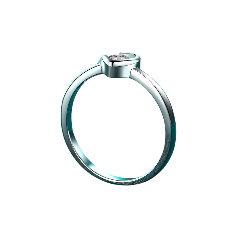 Hayesaura | Asymmetric Heart Shaped Moissanite Coquette Ring